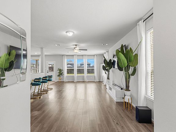 4th image of 3518 Paganini Pl