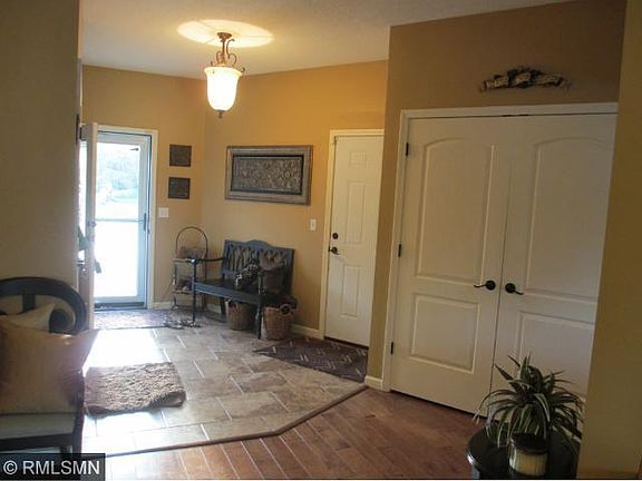 3rd image of 12565 Zest St NE