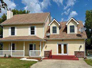 22416 McIntyre Rd, Leavenworth, KS 66048