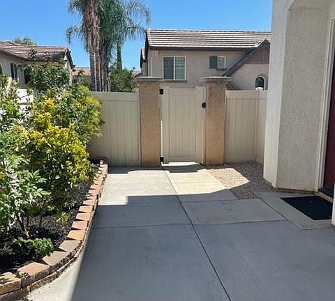 3rd image of 27689 Bluebell Ct