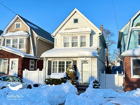 Rented by Daniel Gale Sotheby's International Realty | media 25