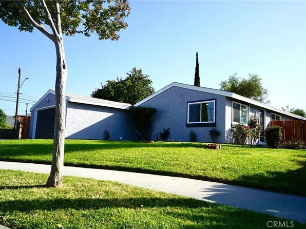 3400 Glasgow Cir, Riverside, CA 92503