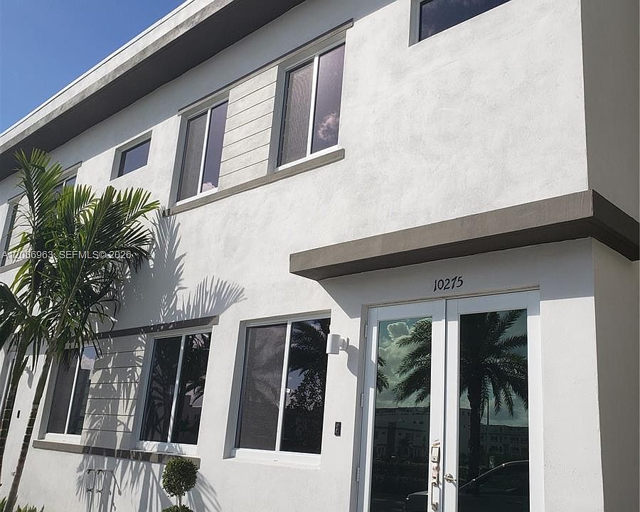 1st image of 10275 NW 66th St