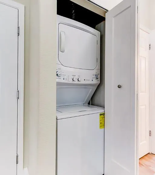 415 N 2nd St #340 — Photo 18