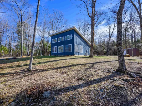 132 Acorn Ln, Floyd, VA 24091