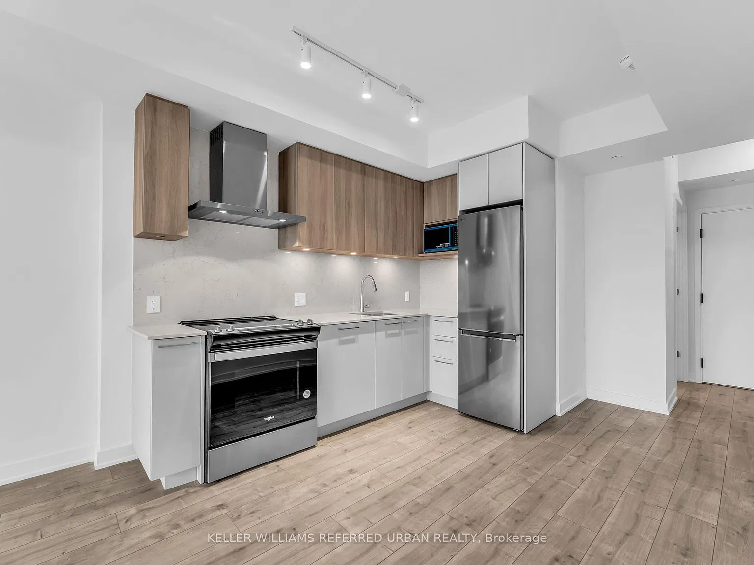 Northshore Condos — Photo 4