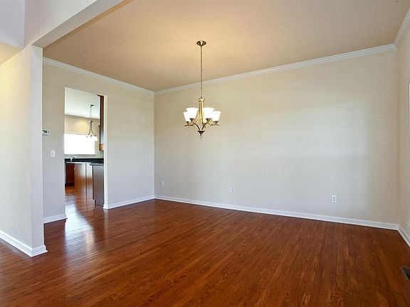 3rd image of 41W629 Fox Bend Dr