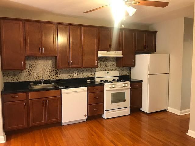 1st image of 4942 Miami St #1
