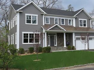 60 Carthage Rd, Scarsdale, NY 10583