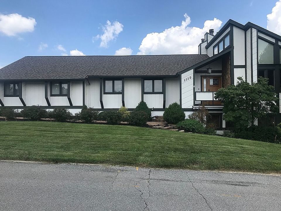 1st image of 1110 Panorama Dr
