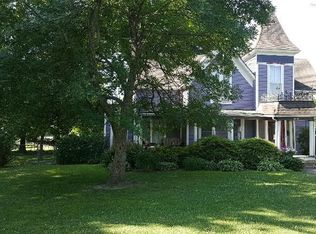 626 E Maple St, Columbus, KS 66725