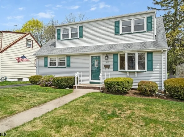 28 Long Hill Dr, Clifton City, NJ 07013