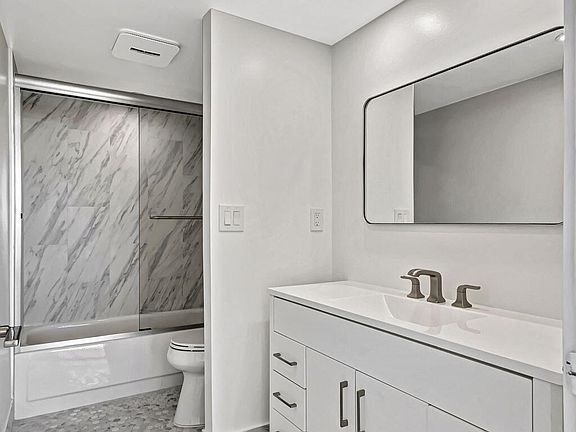 5th image of 5200 N Flagler Drive #705