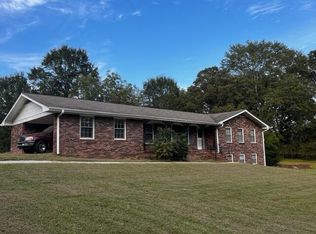 1441 Dee Kennedy Rd, Hoschton, GA 30548