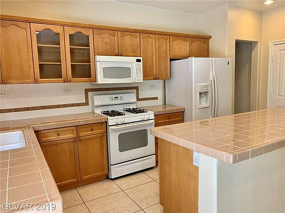 2nd image of 9235 Horseshoe Basin Ave #0