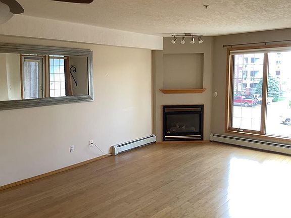 5th image of 4805 W 45th St #225