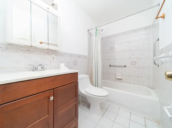 86-16 Palo Alto Street image 12 of 17