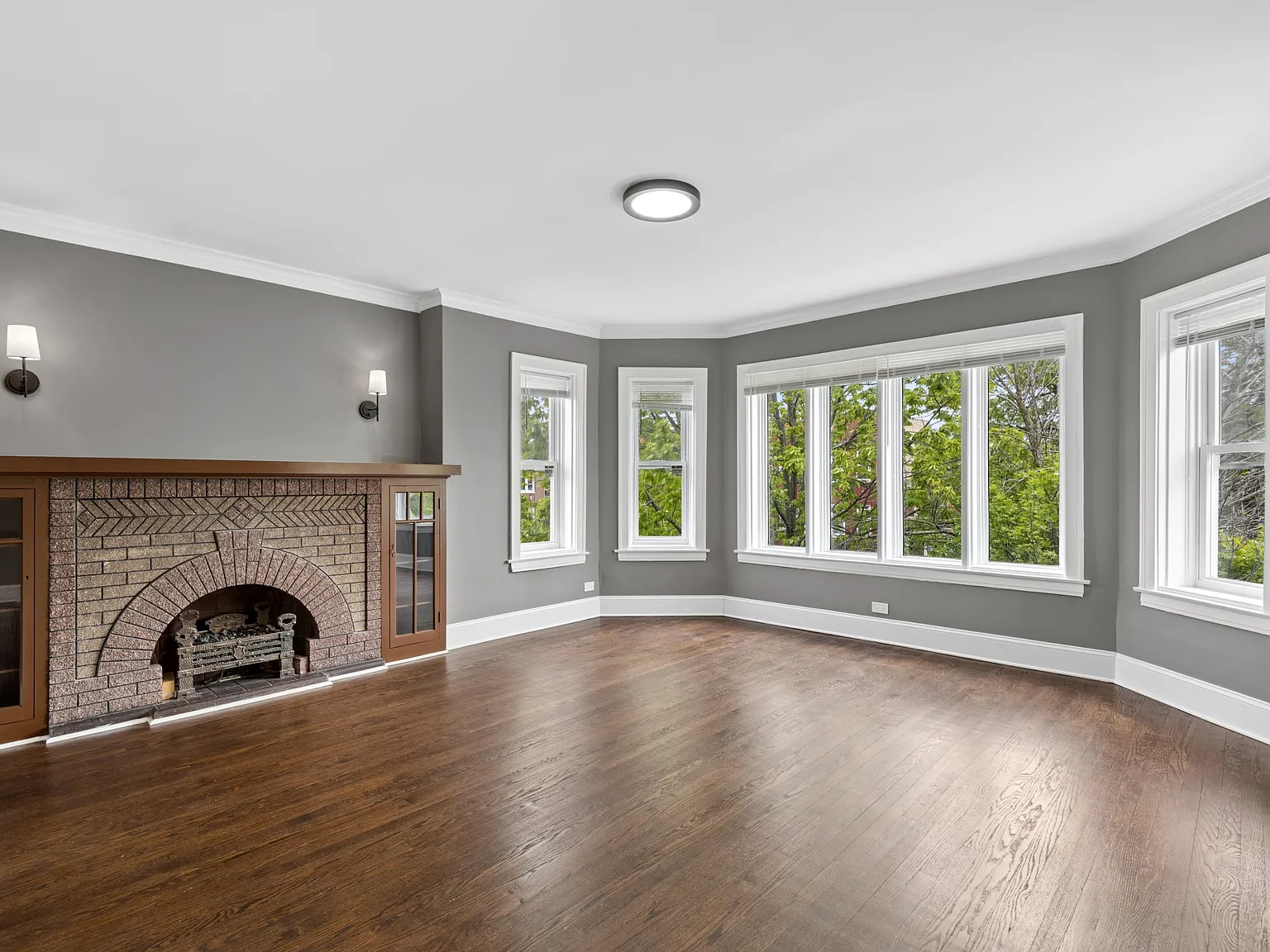 8210 South Marshfield Avenue - 3 — Photo 4