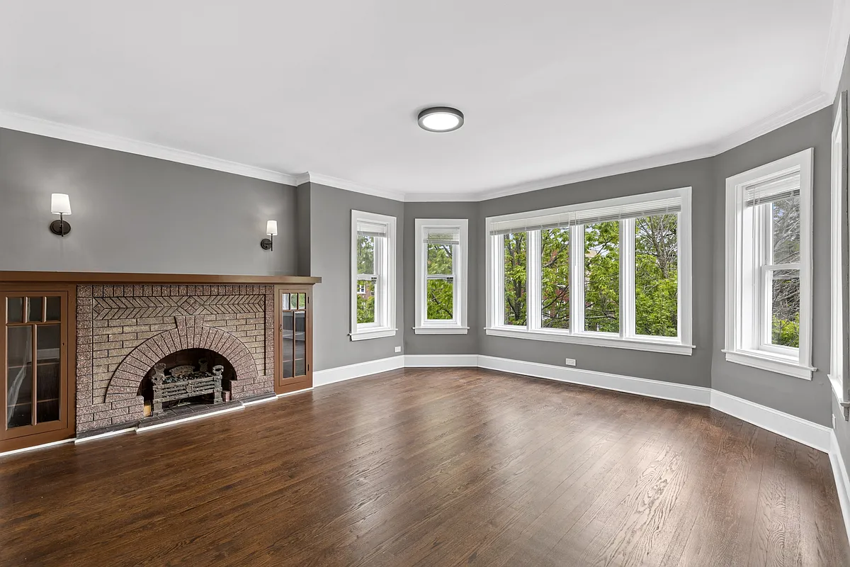 Building Photo - 8210 S Marshfield Ave #1
