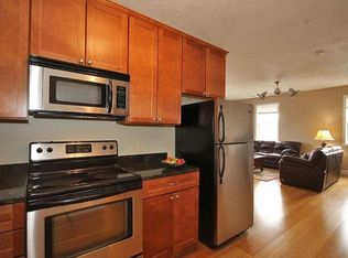 35 Wyman St APT 303, Lynn, MA 01905