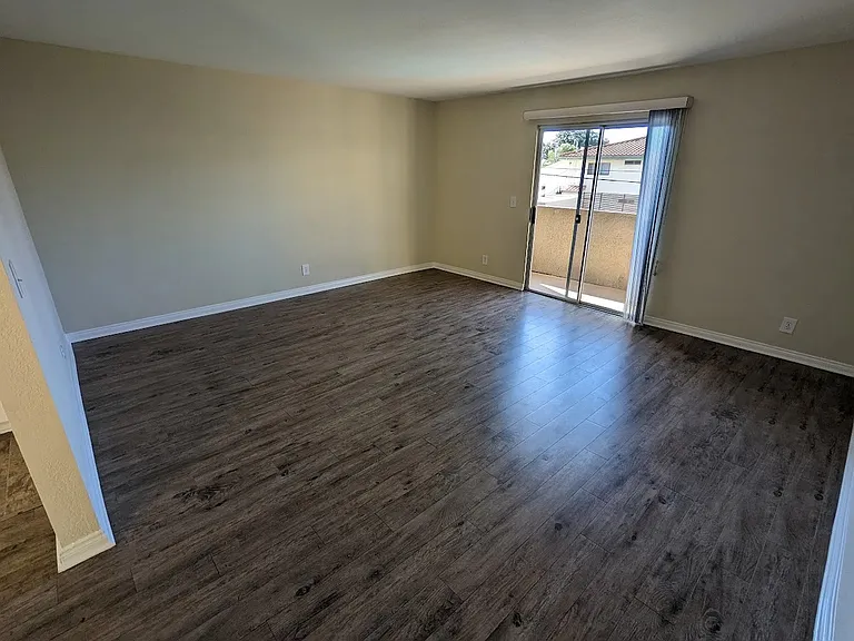 225 W Verdugo Ave #114 — Photo 7