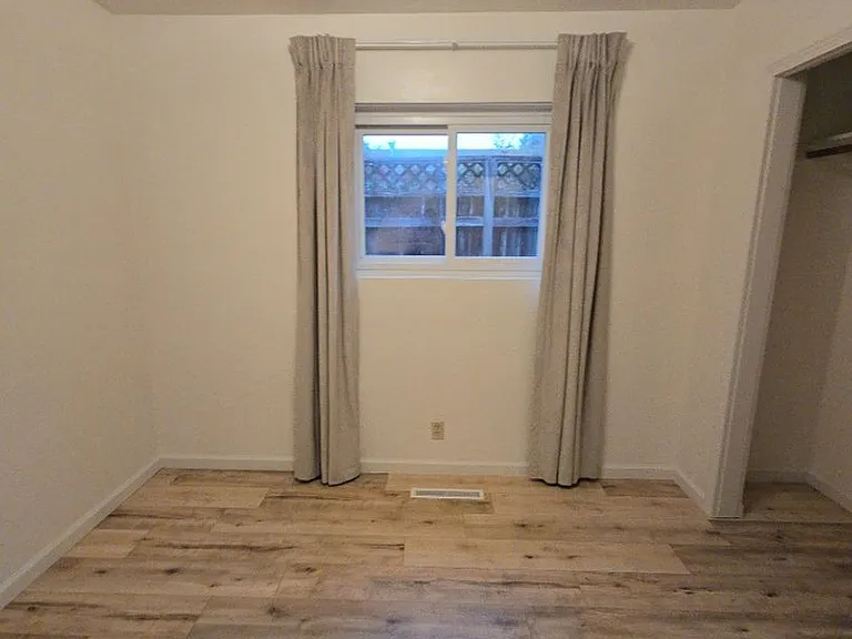 615 Beverly Way — Photo 13