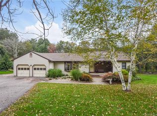 395 Baileyville Rd, Middlefield, CT 06455