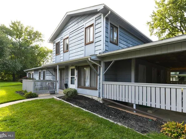 87 Woodway Dr, Paulsboro, NJ 08066