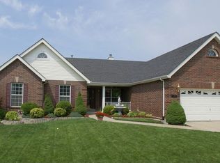 754 Hawk Run Dr, O'Fallon, MO 63368