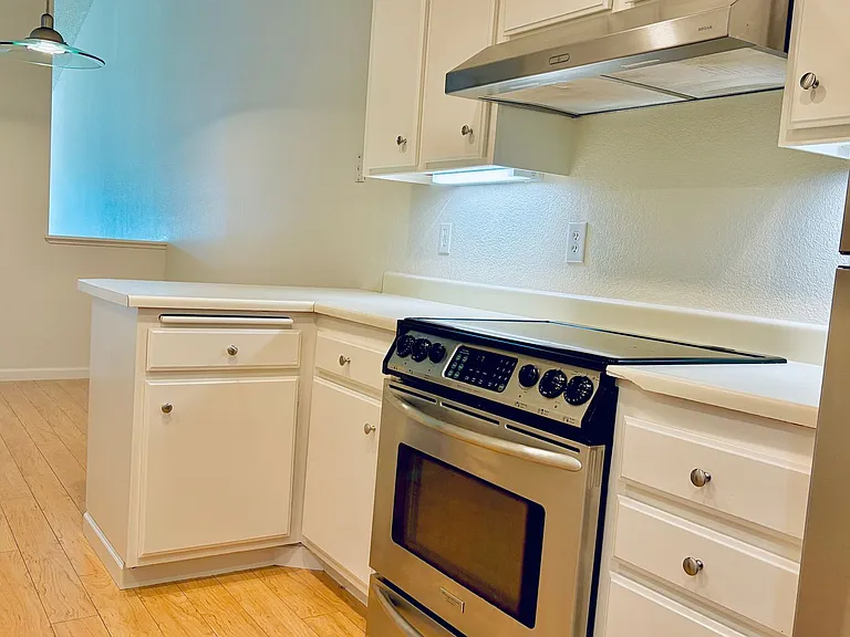 1211 Capri Way #3 — Photo 23