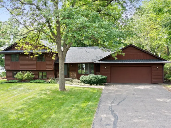 6275 Lake Sarah Heights Dr, Rockford, MN 55373