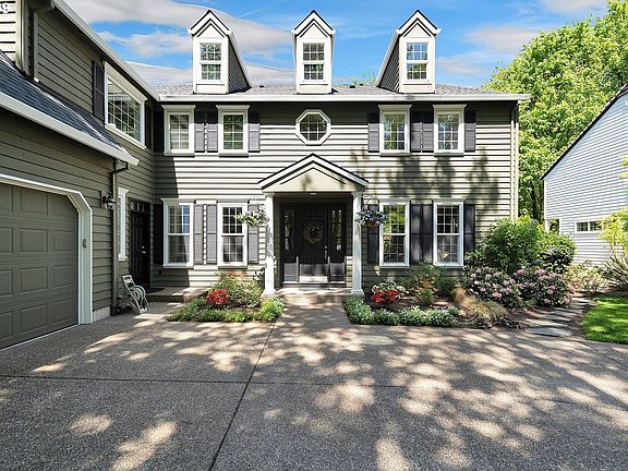 3rd image of 4613 Dogwood Dr