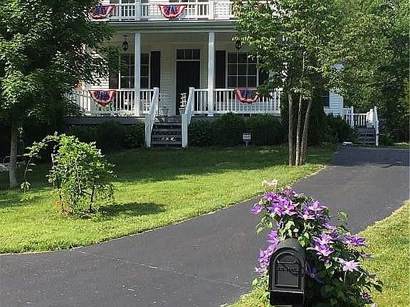 2nd image of 4492 Benjamins Ct NE
