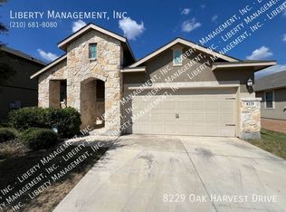 8229 Oak Harvest Dr, San Antonio, TX 78254