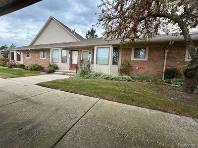 11602 Birch Tree Ln, Washington, MI, 48094