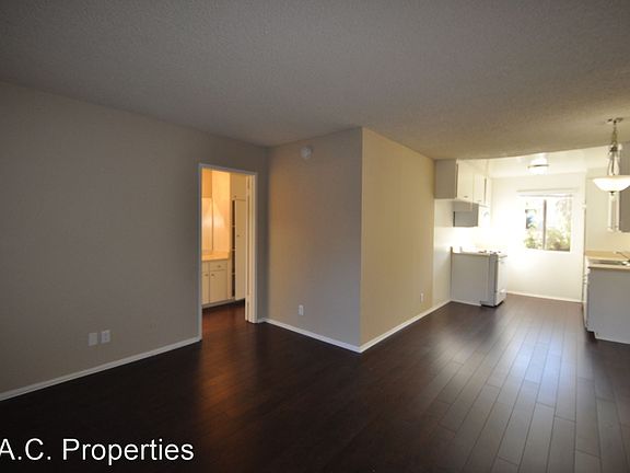 3rd image of 6954 Woodman Ave APT 16