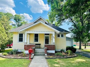 104 E Apple St, Freeburg, IL 62243