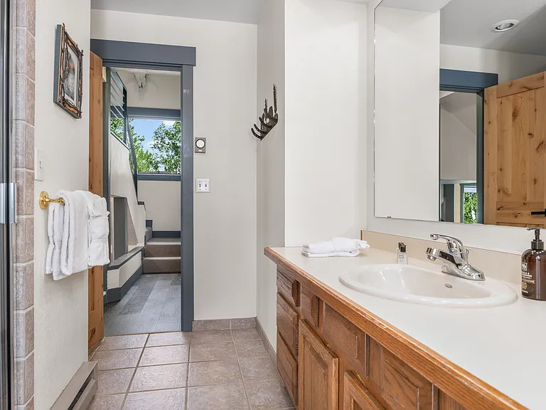 Ensuite Bathroom #2 | 2nd Level