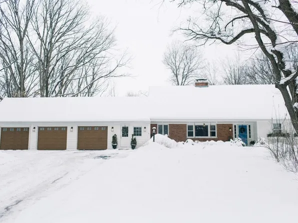 4N050 Ferson Creek Rd, St Charles, IL 60174