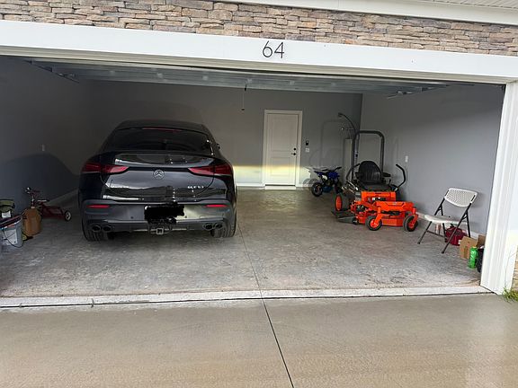 4th image of 64 Piedmont Rd #64
