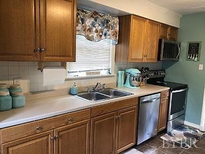 5th image of 3807 Cambria St Lot 18 & 19
