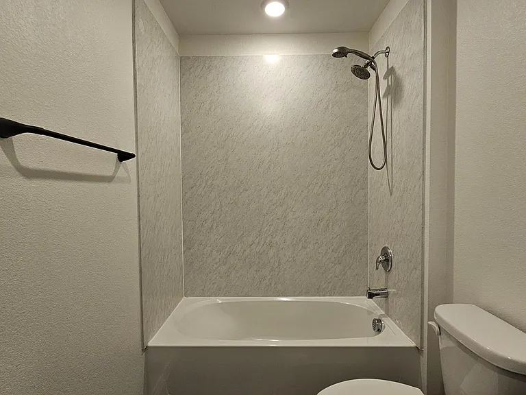 813 Fueller Dr — Photo 40