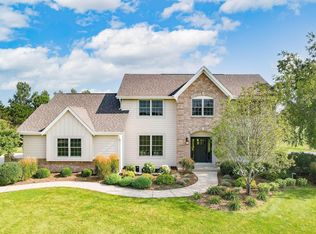 S92W34720 Joshua Way, Eagle, WI 53119
