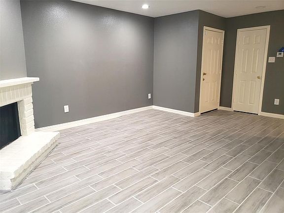5th image of 16111 Aspenglen Dr APT 403