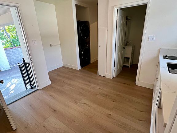 3rd image of 3232 Broadmoor Blvd #B