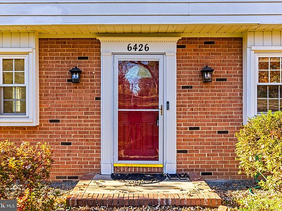 4th image of 6426 Beechwood Dr