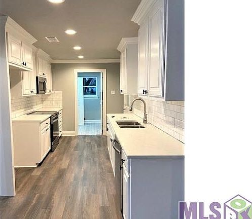 3rd image of 43491 Helen Ln