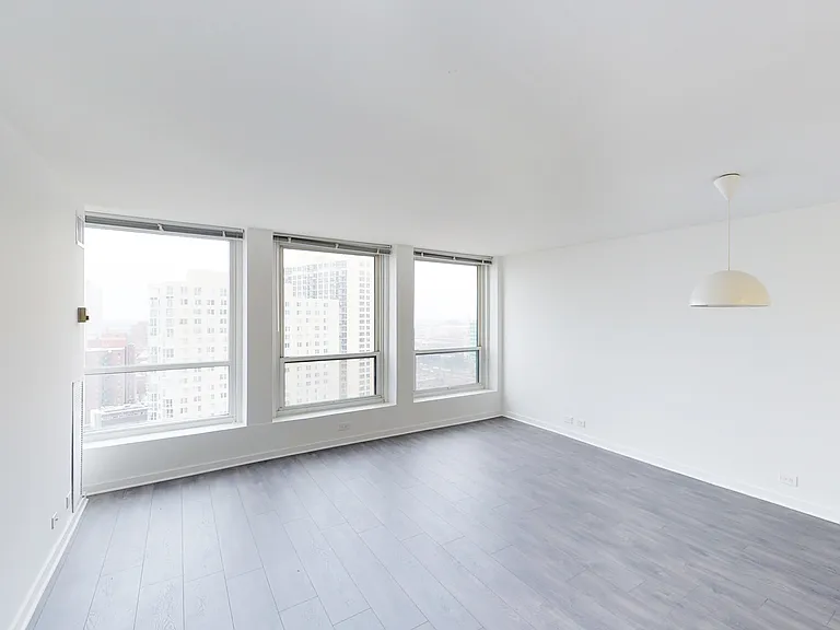 Dining/Living room