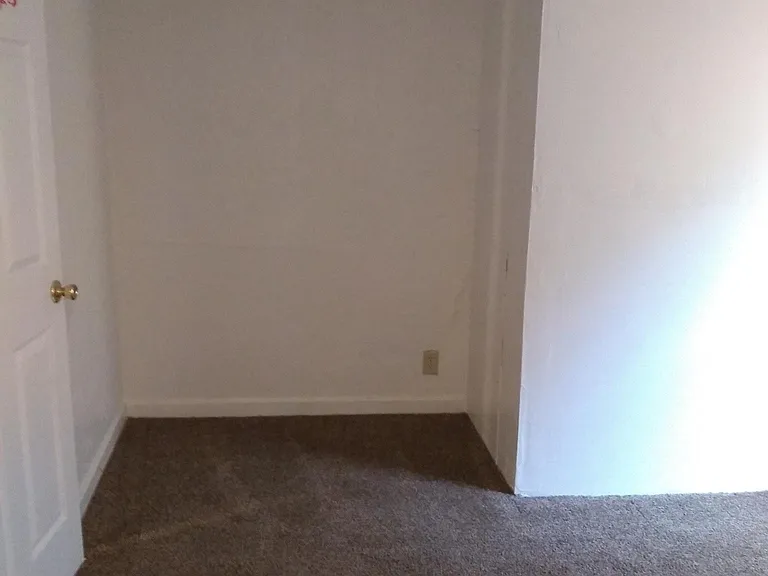 3261 Collingwood Blvd #UPPER — Photo 3