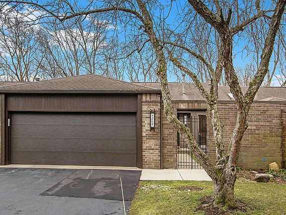 2nd image of 4203 Lake Terrace Dr